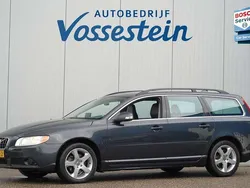Grijs Gebruikt 2010 Volvo V70 Stationwagen | € 4.950 (Iets duurder)