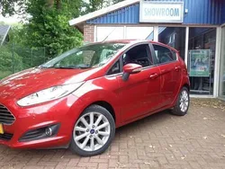 Rood Gebruikt 2017 Ford Fiesta Titanium Hatchback | € 8.750 (Eerlijke prijs)