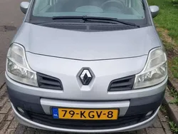 Grijs Gebruikt 2009 Renault Modus Expression MPV | € 3.899