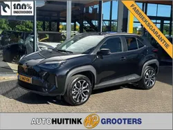 Zwart Gebruikt 2024 Toyota Yaris Cross SUV | € 30.990 (Eerlijke prijs)