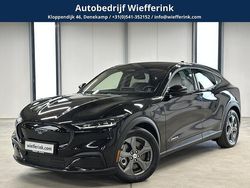 Zwart Gebruikt 2023 Ford Mustang Mach-E SUV | € 34.950 (Eerlijke prijs)
