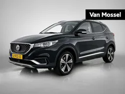 Zwart Gebruikt 2021 MG ZS Luxury Sedan | € 16.995 (Eerlijke prijs)