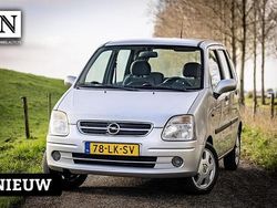 Grijs Gebruikt 2003 Opel Agila Comfort Hatchback | € 1.190 (Eerlijke prijs)