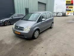 Grijs Gebruikt 2003 Opel Meriva Essentia MPV | € 699 (Goede deal)