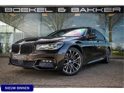 Zwart, metallic lak Gebruikt 2017 BMW 750 Executive Sedan | € 39.950 (Eerlijke prijs)