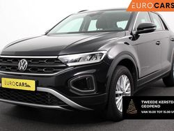 Zwart Gebruikt 2023 VW T-Roc Life SUV | € 26.790 (Goede deal)