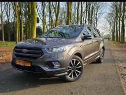Grijs Gebruikt 2017 Ford Kuga ST-Line SUV | € 14.999 (Goede deal)