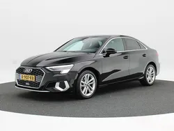 Zwart Gebruikt 2021 Audi A3 Business Sedan | € 22.850 (Eerlijke prijs)