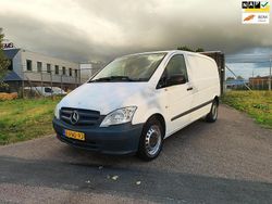 Wit Gebruikt 2011 Mercedes 320 Sedan | € 3.499