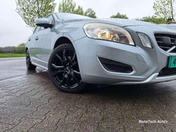 Zilver Gebruikt 2010 Volvo S60 Sedan | € 9.550 (Eerlijke prijs)