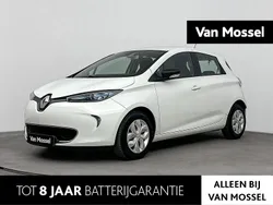 Wit Gebruikt 2018 Renault Zoe Life Hatchback | € 9.940 (Eerlijke prijs)