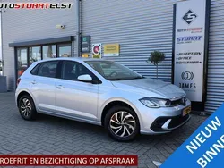 Grijs, metallic lak Gebruikt 2023 VW Polo IQ Drive Hatchback | € 20.500 (Goede deal)
