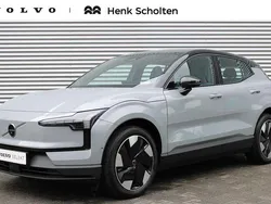 Grijs, metallic lak Gebruikt 2024 Volvo EX30 Performance SUV | € 36.750 (Eerlijke prijs)