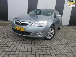 Grijs Gebruikt 2012 Opel Astra Edition Hatchback | € 3.950 (Eerlijke prijs)
