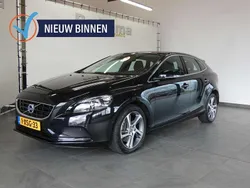 Zwart Gebruikt 2014 Volvo V40 Momentum Stationwagen | € 18.300