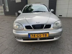 Grijs Gebruikt 2001 Chevrolet Lanos Hatchback | € 1.150
