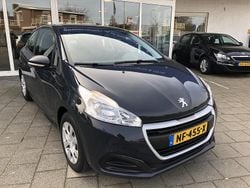 Grijs Gebruikt 2017 Peugeot 208 Access Hatchback | € 4.450 (Super prijs)