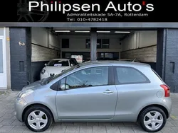 Grijs, metallic lak Gebruikt 2006 Toyota Yaris Sol Hatchback | € 5.940 (Eerlijke prijs)