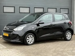 Zwart Gebruikt 2018 Hyundai i10 Comfort Hatchback | € 6.445 (Eerlijke prijs)