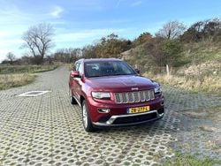 Rood (metallic) Gebruikt 2016 Jeep Grand Cherokee Overland SUV | € 29.500