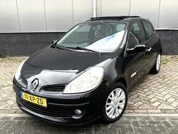 Zwart Gebruikt 2007 Renault Clio II Rip Curl Hatchback | € 2.395 (Eerlijke prijs)