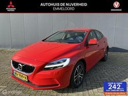 Rood Gebruikt 2017 Volvo V40 Stationwagen | € 14.950 (Goede deal)