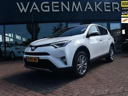 Wit Gebruikt 2018 Toyota RAV4 Hybrid Style SUV | € 19.450 (Eerlijke prijs)
