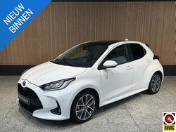 Wit Gebruikt 2023 Toyota Yaris Executive Hatchback | € 24.995