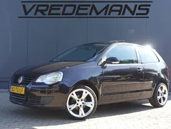 Zwart Gebruikt 2006 VW Polo Hatchback | € 950 (Goede deal)