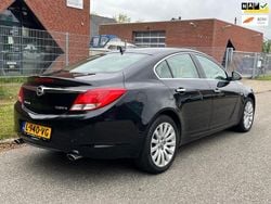 Zwart Gebruikt 2009 Opel Insignia Edition Sedan | € 5.999 (Eerlijke prijs)