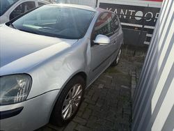 Grijs (metallic) Gebruikt 2004 VW Golf IV Trendline Hatchback | € 850 (Goede deal)