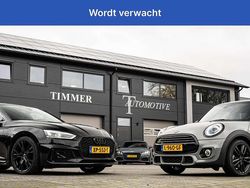 Grijs Gebruikt 2022 BMW 520 M Sport Sedan | € 41.950 (Eerlijke prijs)