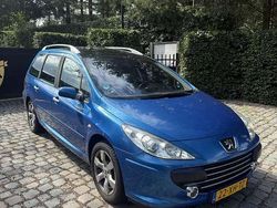 Blauw Gebruikt 2007 Peugeot 307 Premium Stationwagen | € 850 (Eerlijke prijs)