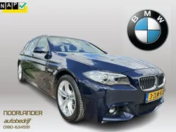 Blauw, metallic lak Gebruikt 2015 BMW 520 M Sport Stationwagen | € 18.500 (Iets duurder)