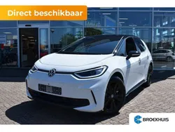 Wit, metallic lak Nieuw 2025 VW ID.3 Pro Hatchback | € 39.970 (Eerlijke prijs)