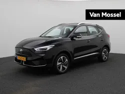 Zwart, metallic lak Gebruikt 2023 MG ZS Luxury Sedan | € 19.888 (Goede deal)