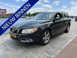 Grijs, metallic lak Gebruikt 2012 Volvo V70 Stationwagen | € 9.950 (Goede deal)