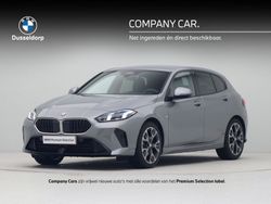 Skyscraper grey metallic (grijs metallic) Gebruikt 2025 BMW 120 Comfort Edition Hatchback | € 40.950 (Super prijs)