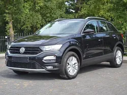 Zwart Gebruikt 2020 VW T-Roc Style SUV | € 17.950 (Eerlijke prijs)