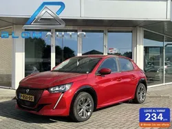 Rood, metallic lak Gebruikt 2021 Peugeot e-208 Allure Hatchback | € 14.440 (Goede deal)