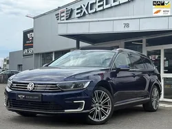Blauw Gebruikt 2018 VW Passat GTE Stationwagen | € 13.950 (Eerlijke prijs)