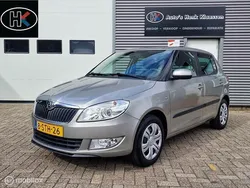 Beige Gebruikt 2014 Skoda Fabia Hatchback | € 6.950 (Goede deal)