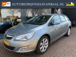 Grijs, metallic lak Gebruikt 2012 Opel Astra Edition Stationwagen | € 6.999 (Iets duurder)