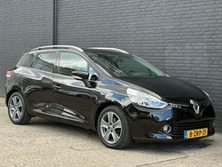 Zwart Gebruikt 2015 Renault Clio GrandTour Night&Day Stationwagen | € 4.945 (Goede deal)