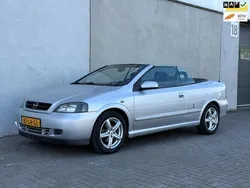 Grijs, metallic lak Gebruikt 2003 Opel Astra Cabriolet Cabriolet | € 1.999 (Eerlijke prijs)