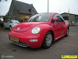 Rood Gebruikt 2000 VW Beetle Highline Hatchback | € 1.150
