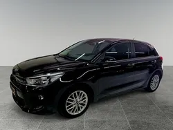 Zwart Gebruikt 2018 Kia Rio Hatchback | € 12.450 (Goede deal)