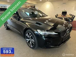 Overige Gebruikt 2022 Volvo V60 R-Design Stationwagen | € 37.990 (Eerlijke prijs)