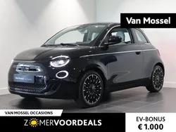 Zwart Gebruikt 2023 Fiat 500e La Prima Hatchback | € 23.900 (Eerlijke prijs)
