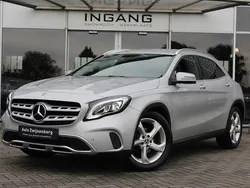 Grijs Gebruikt 2017 Mercedes GLA180 SUV | € 19.500 (Eerlijke prijs)